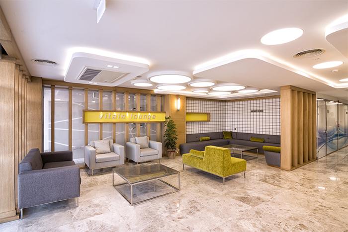 Vitale Lounge